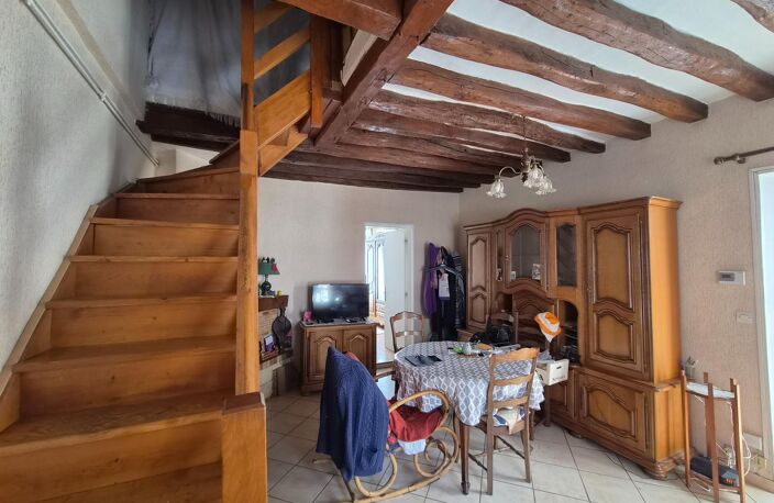 MAISON DE VILLE AVEC JARDINET — photo 5