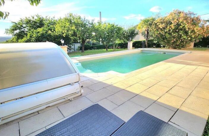 SUPERBE MAISON DE PLAIN PIED 5 CHAMBRES — photo 3