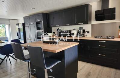 Maison 6 chambres plus 1 bureau sur terrain clos — photo du bien