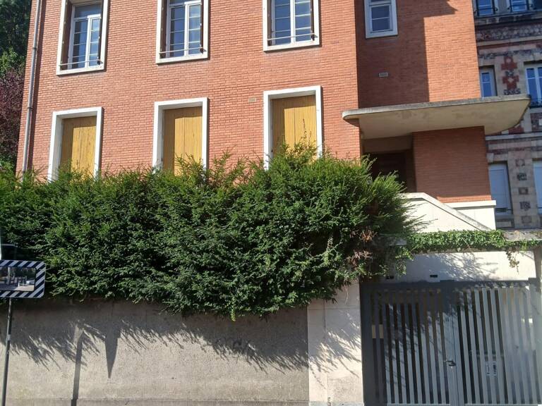 2 PIECES - 45 M² - quartier Centre ville — photo 1