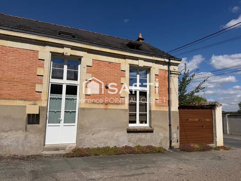 Ancien école de 1850 réhabilitée - Maison avec jardin et parking à Beaufort en Anjou — photo 1