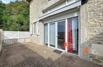 Appartement T4 avec cour privatif — photo du bien