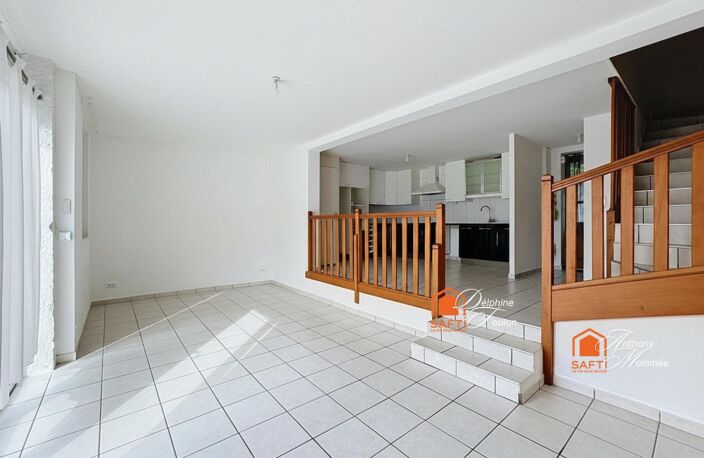 Appartement T4 avec cour privatif — photo 4