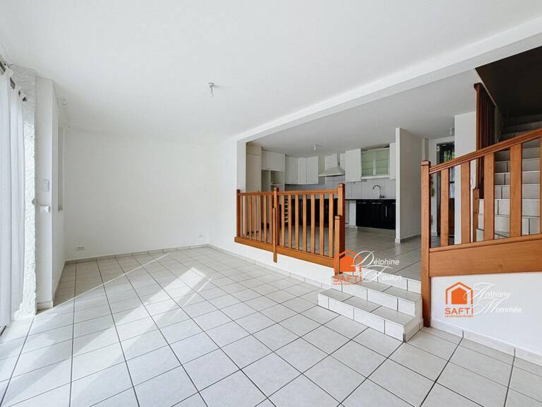 Appartement T4 avec cour privatif — photo 1