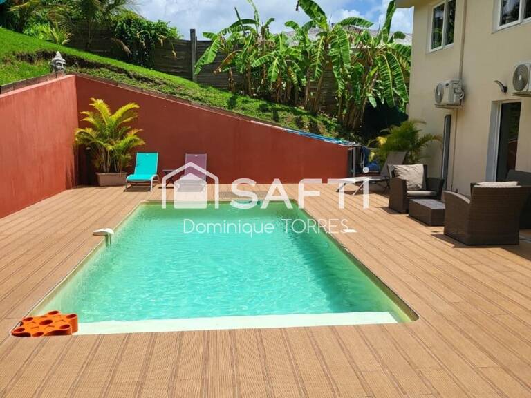 TROIS-ILETS : VILLA 3 APPARTEMENTS  PISCINE  FORT POTENTIEL LOCATIF — photo 1