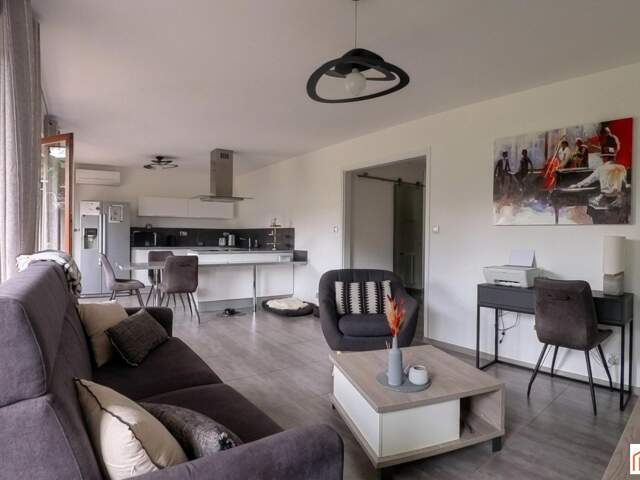 SUPERBE T3 RÉNOVÉ DE 67 m²  DOMAINE BARNAVE — photo du bien