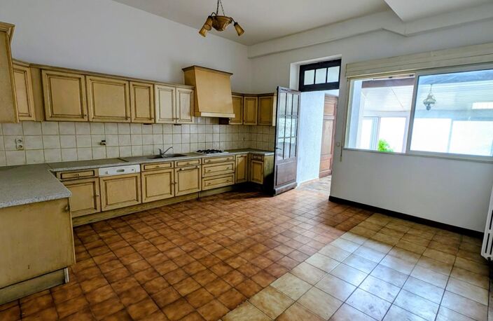 Maison de ville à fort potentiel : grande famille ou création de 4 studios. — photo 2