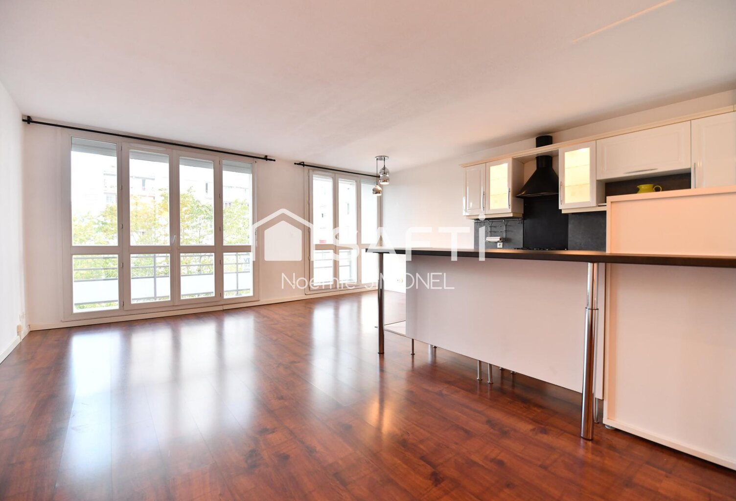 Appartement de trois pièces! Ravalement réalisé récemment ! — photo 1