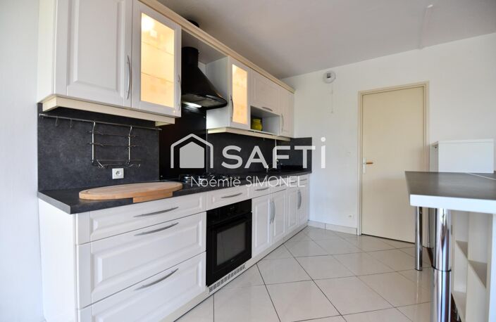 Appartement de trois pièces! Ravalement réalisé récemment ! — photo 3