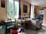 Immeuble avec local commercial et appartement  Centre-ville de Contres — photo 2