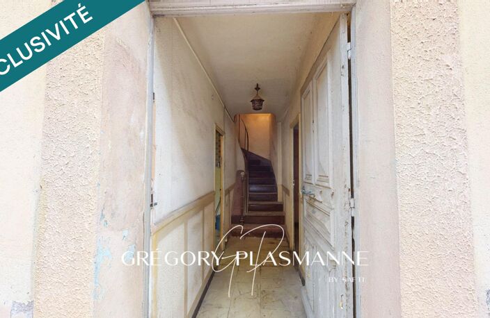 Maison de village de 120 m2 sur 3 niveaux avec grange/remise de 70m2 et double cave à réhabiliter ! — photo 3