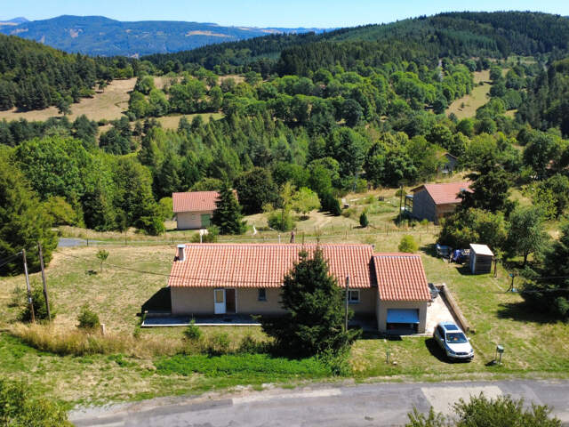 Dépt. 07 - A VENDRE Secteur COUCOURON - Villa de 2005 de 103 — photo du bien
