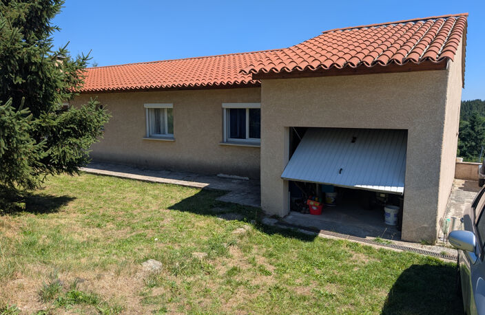 Dépt. 07 - A VENDRE Secteur COUCOURON - Villa de 2005 de 103 — photo 2