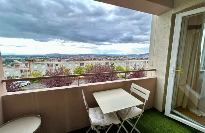Très beau T3 meublé sur les hauteurs de CLERMONT au calme — photo 5