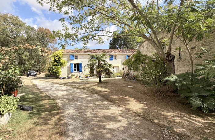 Charmante charentaise avec piscine — photo 2