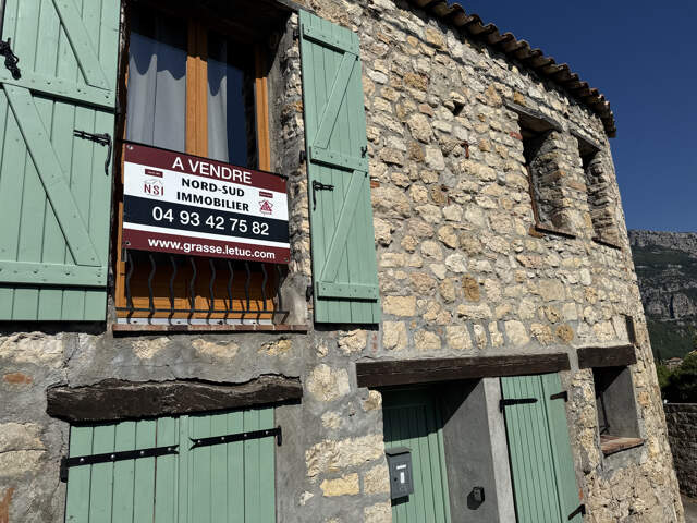 EXCLUSIF ! Charmante maison de village au coeur du village mé — photo du bien