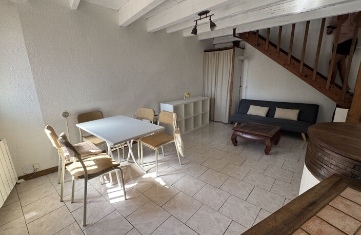EXCLUSIF ! Charmante maison de village au coeur du village mé — photo 2