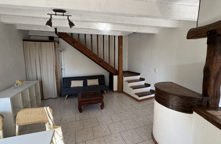 EXCLUSIF ! Charmante maison de village au coeur du village mé — photo 4