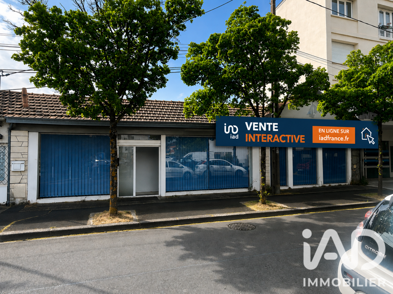 Vente Boutique/Local commercial 180 m&sup2; — photo 1