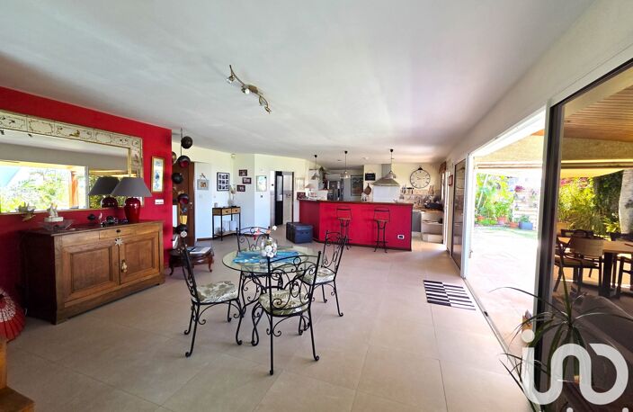 Vente Maison/villa 4 pièces — photo 2