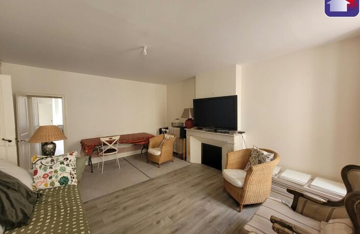 Location appartement 3 pièces 90 m² à Foix (09000) — photo 2