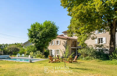 Ferme réinventée : volumes généreux, piscine et potentiel pro — photo du bien