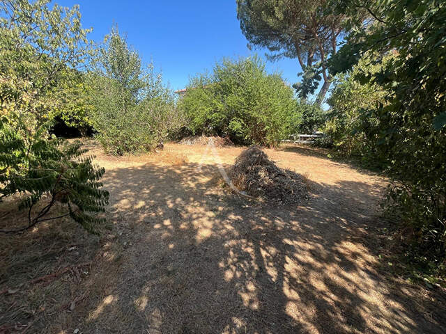 SAINT-NAUPHARY  : Terrain à bâtir de 661 m², au calme avec commerces à pied ! — photo du bien