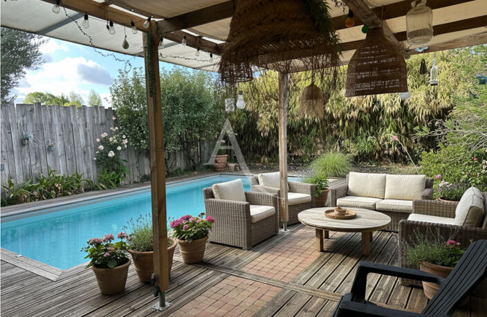 BREUIL-MAGNÉ,  BELLE MAISON FAMILIALE AVEC PISCINE ET GRAND TERRAIN — photo 2
