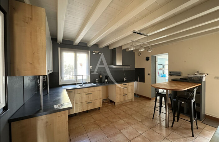 BREUIL-MAGNÉ,  BELLE MAISON FAMILIALE AVEC PISCINE ET GRAND TERRAIN — photo 4