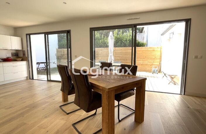 Vente maison 4 pièces 121 m² Lagord (17140) — photo 3