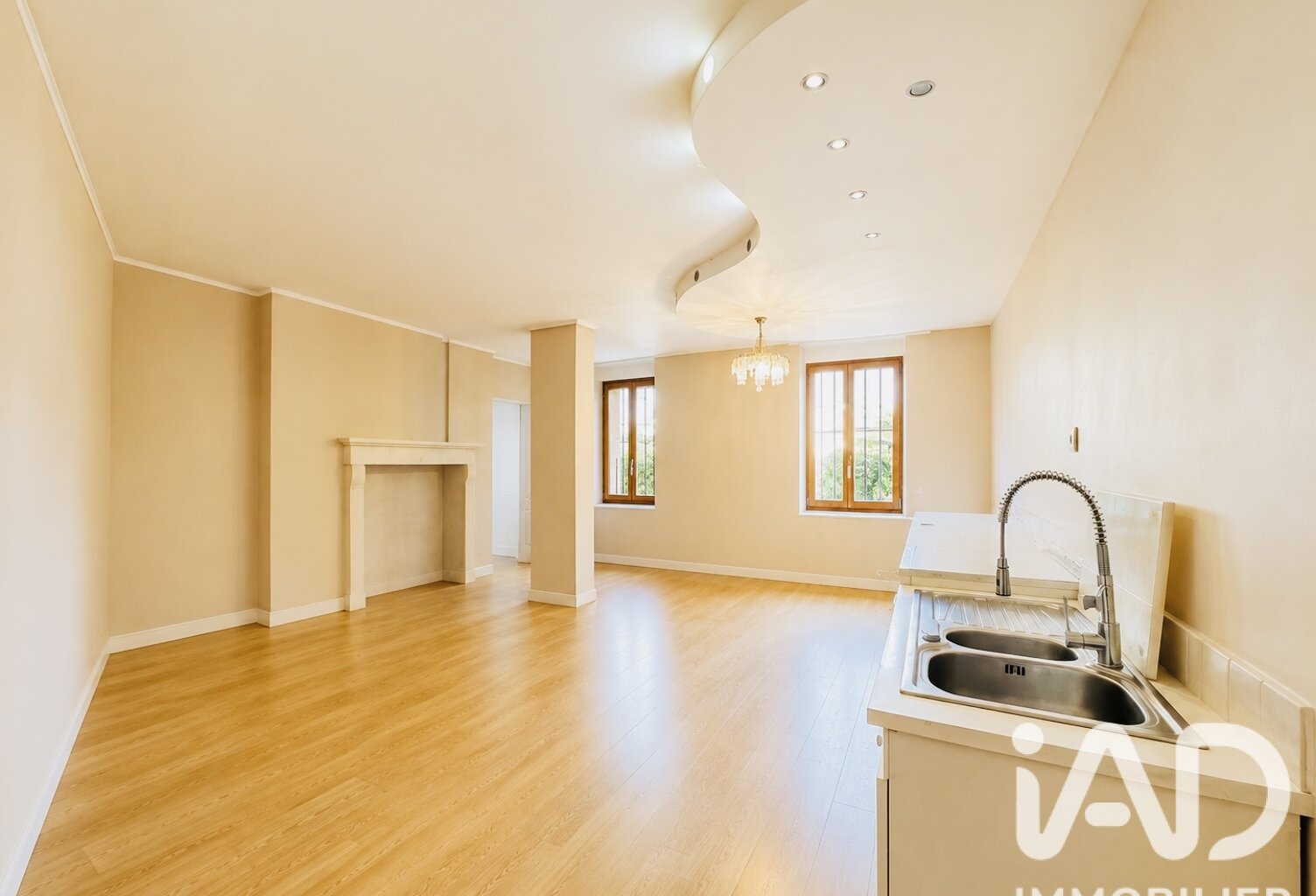 Vente Alimentation 111 m&sup2; — photo 1
