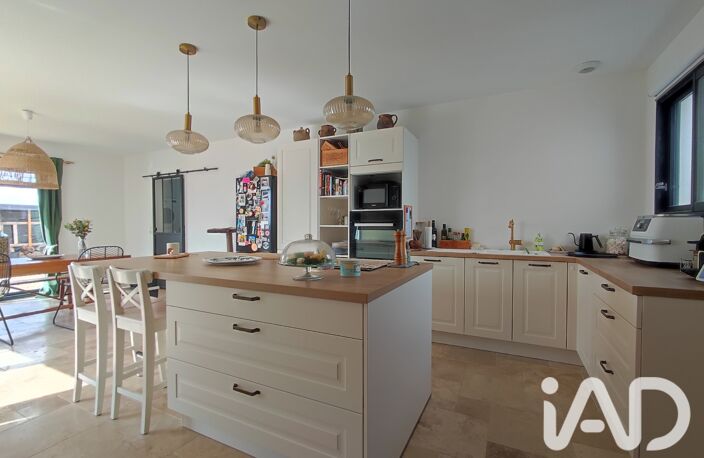 Vente Maison/villa 5 pièces — photo 2