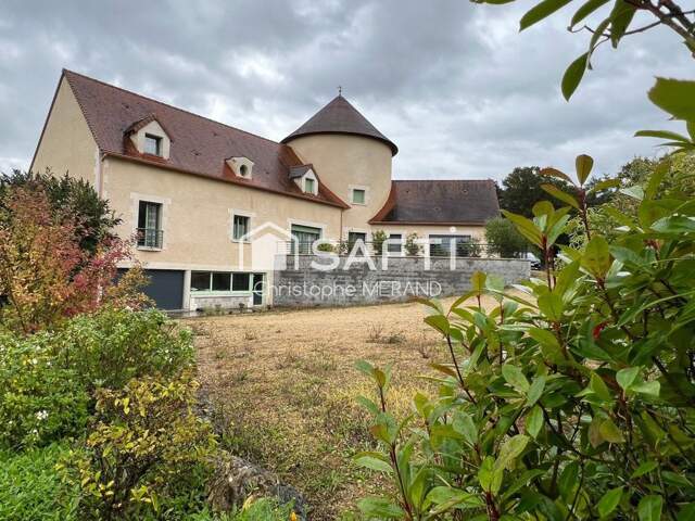Grande masion de 328 m2 avec local professionnel atelier hangar et  bureau — photo du bien