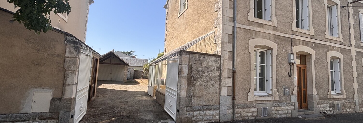 Maison 9 Pièces 171 m² à vendre à Loudun (86200)