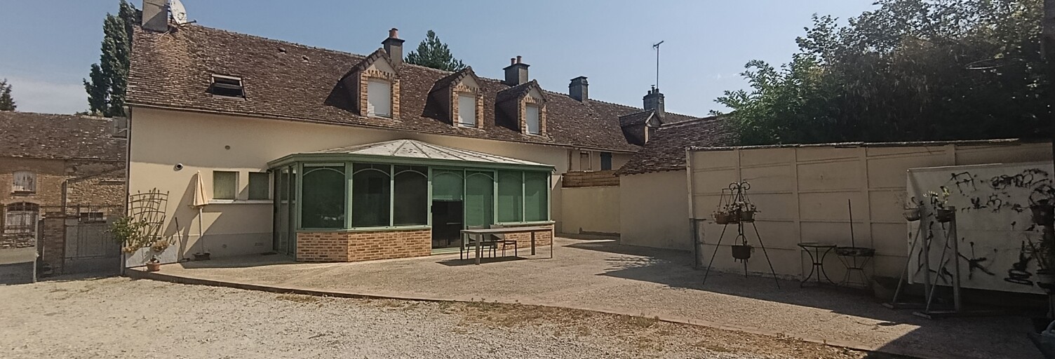 Maison 7 Pièces 162 m² à vendre à Fyé (72610)