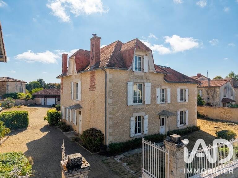 Vente Maison/villa 10 pièces — photo 1