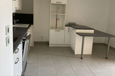 Appartement 3 pièces 965 €