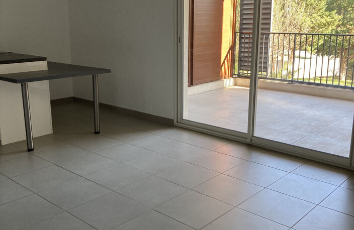 T3 avec garage double — photo 2
