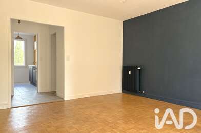 Appartement 3 pièces 900 €