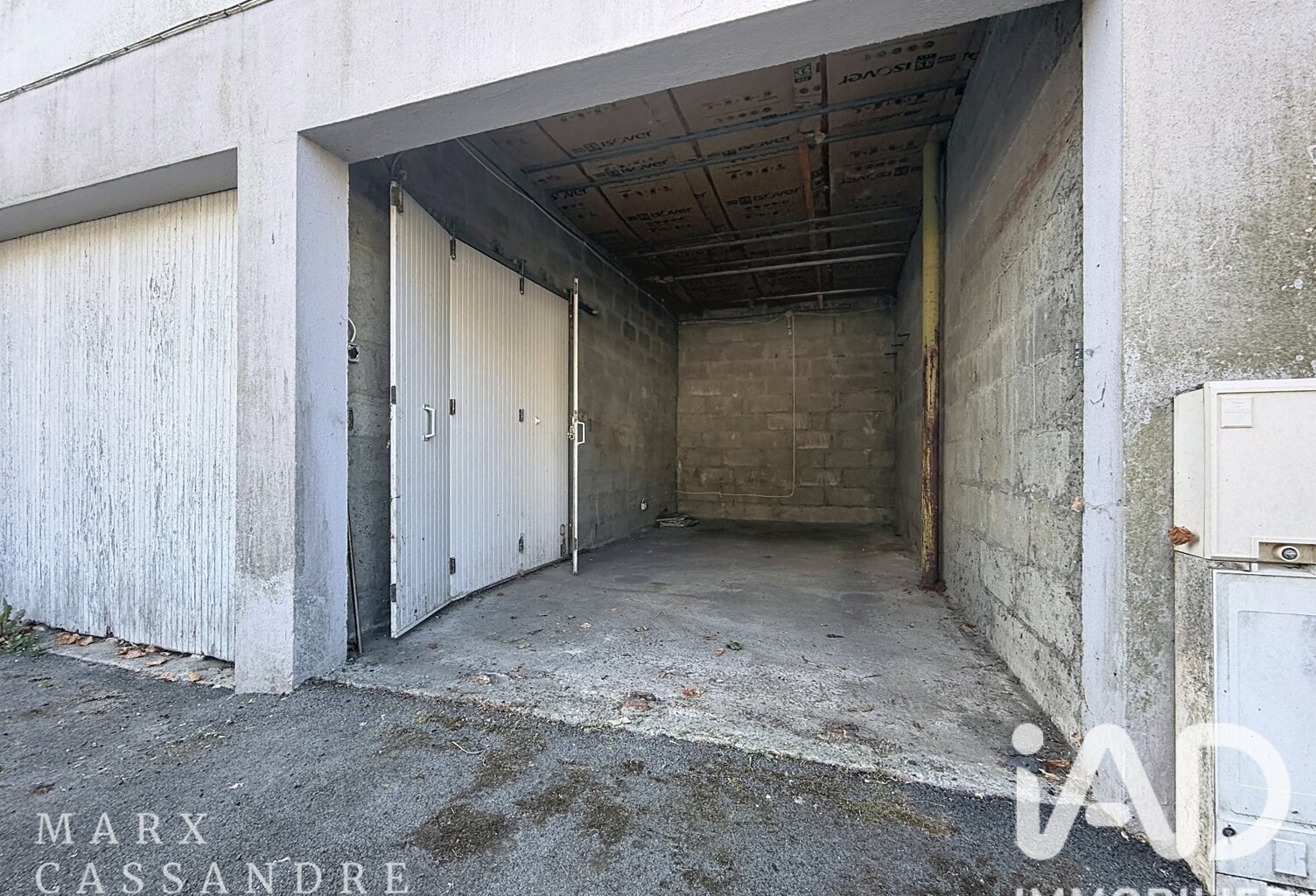 Vente Garage 13 m&sup2; — photo 1