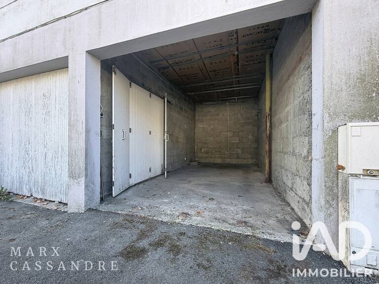 Vente Garage 13 m&sup2; — photo 1