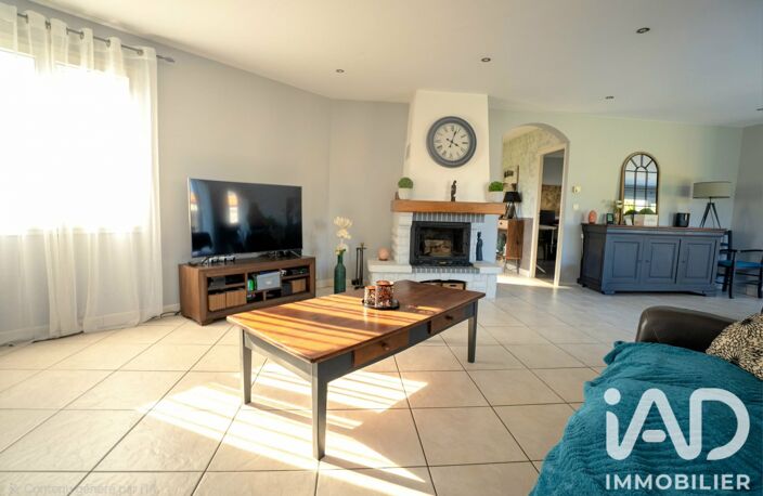 Vente Maison/villa 8 pièces — photo 3