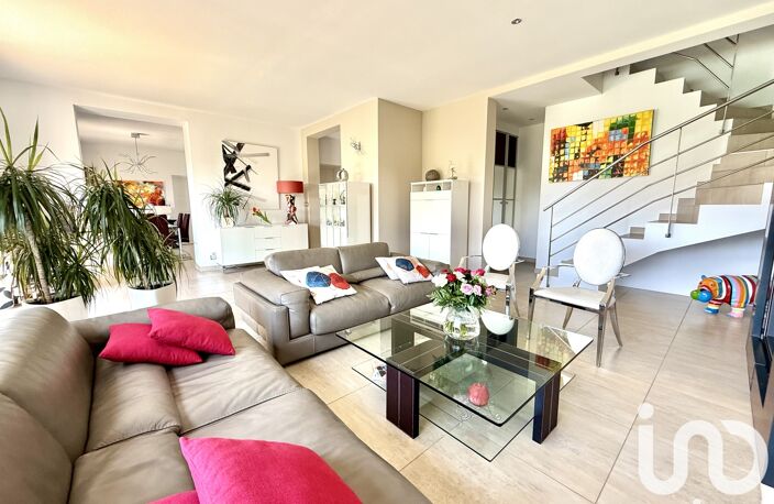 Vente Maison/villa 5 pièces — photo 2