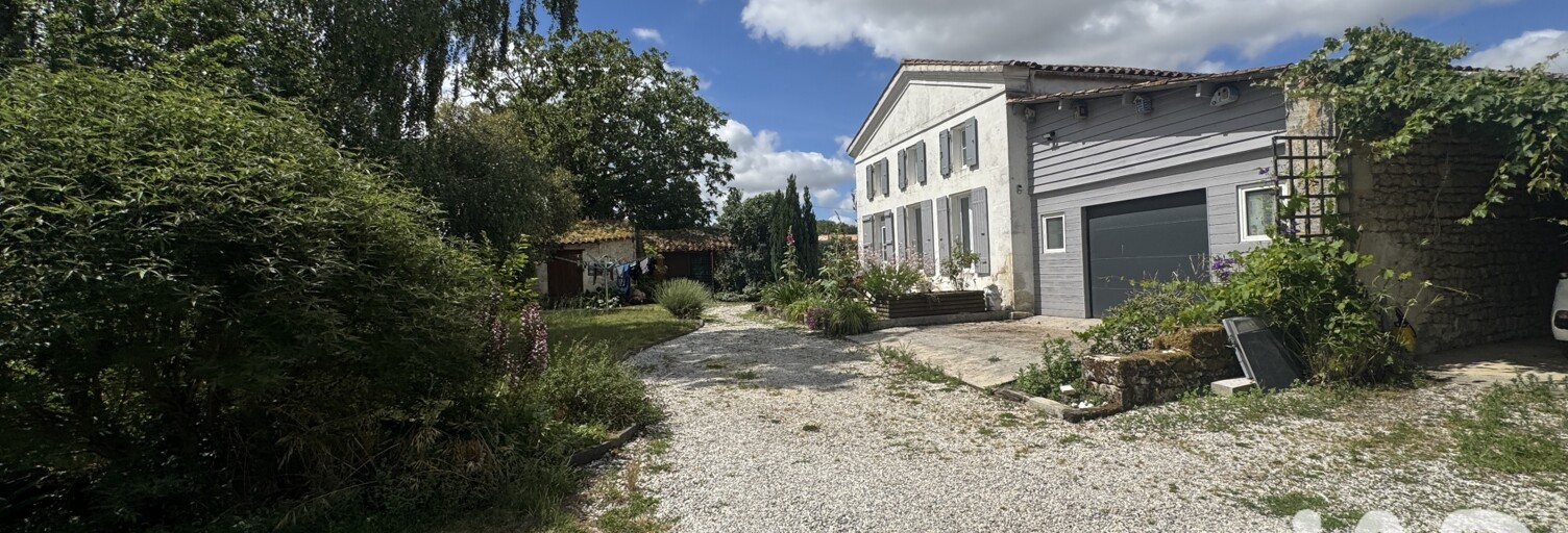 Maison 6 Pièces 200 m² à vendre à Champdolent (17430)