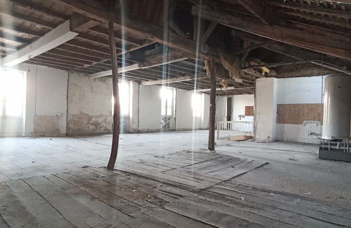Vente Immeuble 320 m&sup2; — photo 3