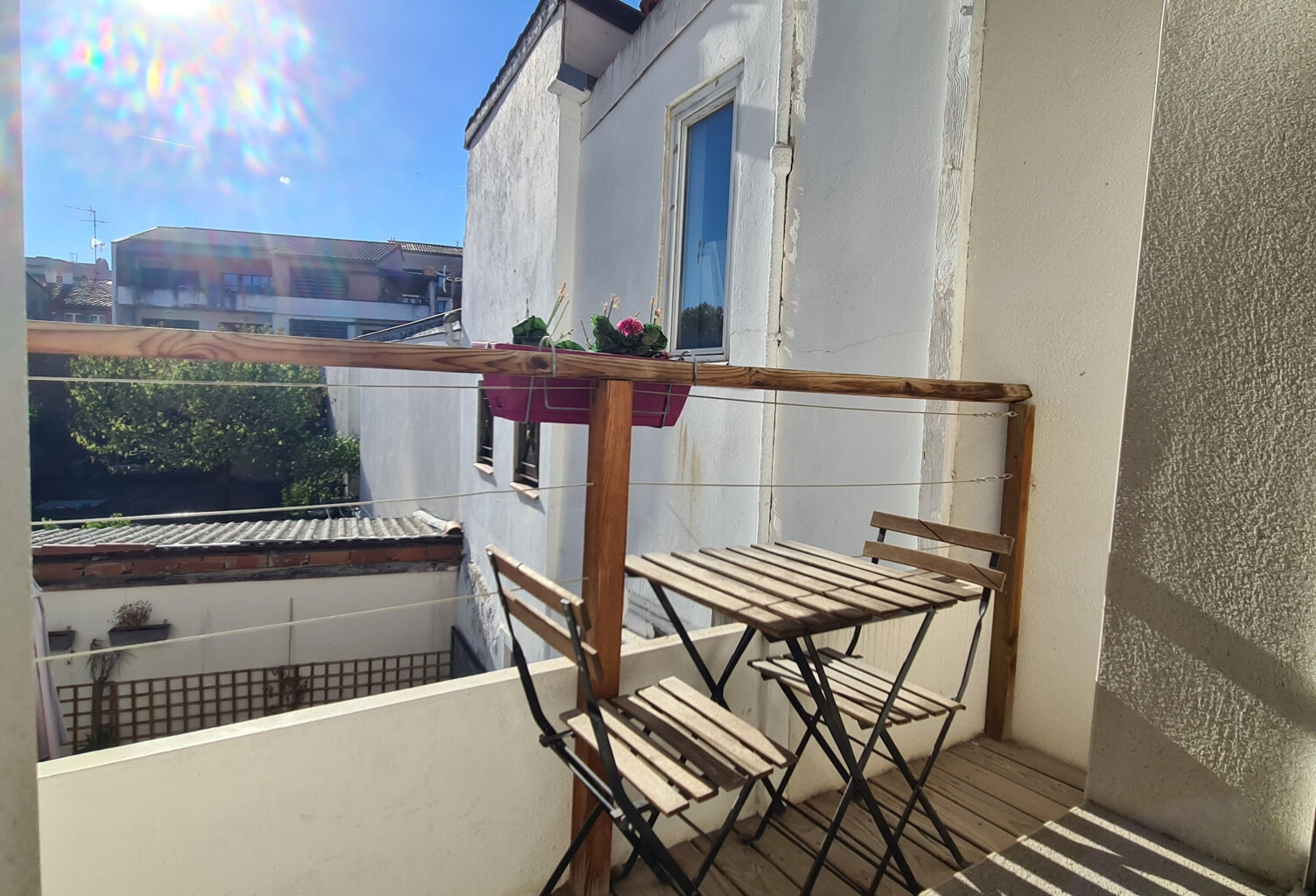 STUDIO TOUT EQUIPÉ QUARTIER ST MICHEL — photo 1