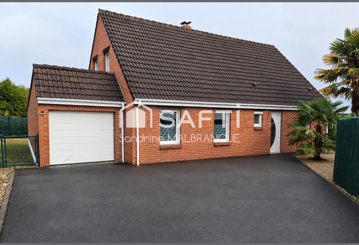 Maison individuelle 140 m2,3 chambres, véranda, garage et jardin clos — photo 1