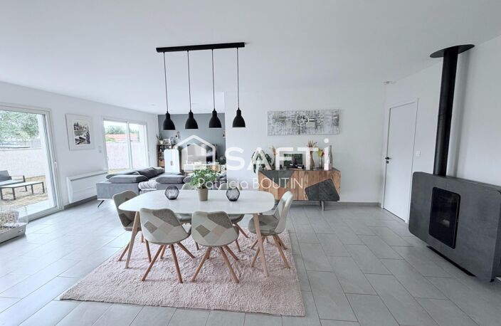 PAVILLON PLAIN PIED 5 CHAMBRES DONT UNE SUITE PARENTALE ET GARAGE A BENET ! — photo 2