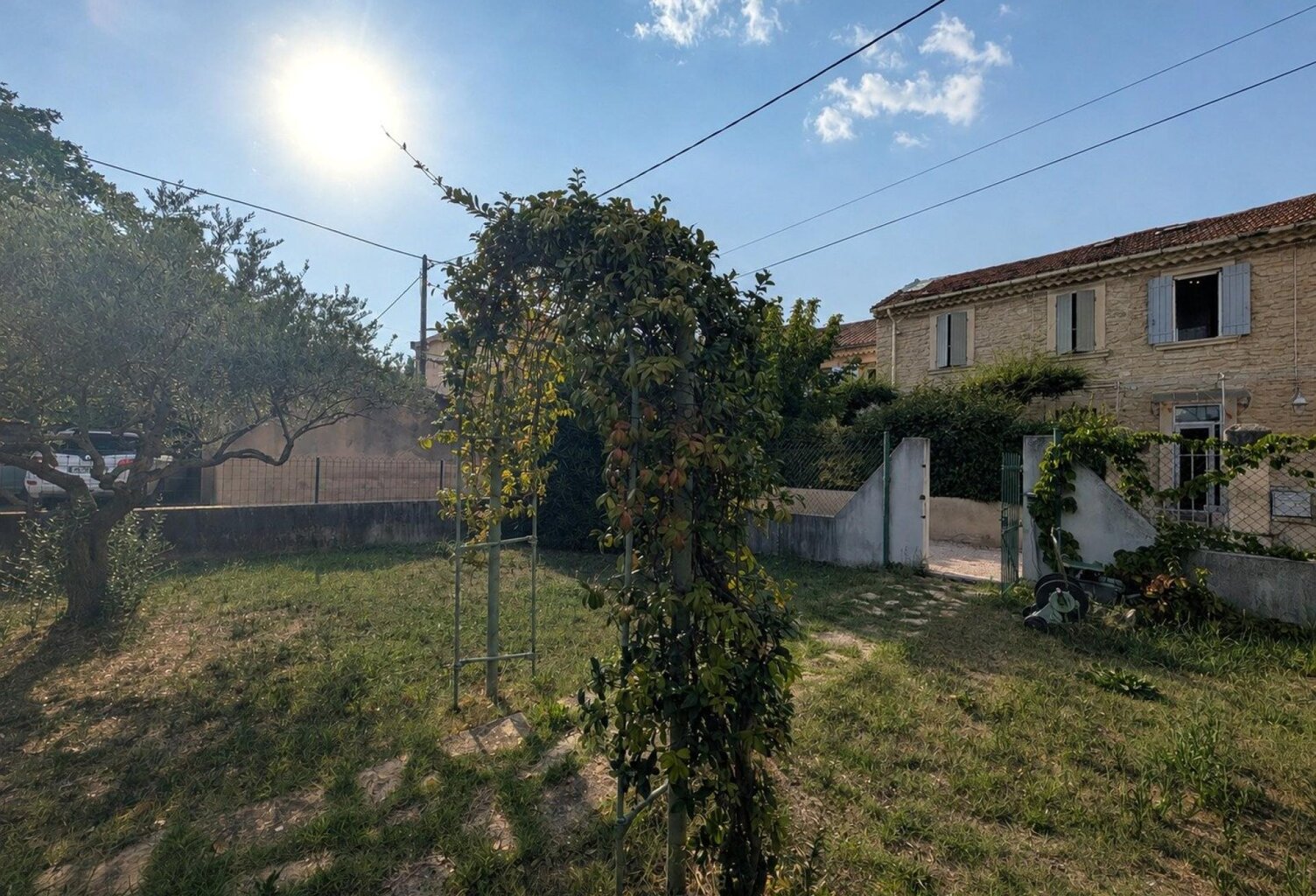 Maison de ville,avec jardin et garage — photo 1