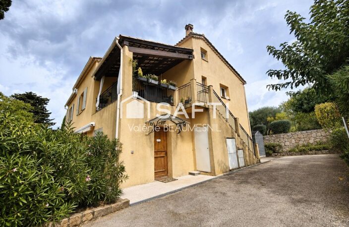 Et si votre prochain chez-vous se trouvait tout en haut du village, là où la vue devient le décor du quotidien ? — photo 4